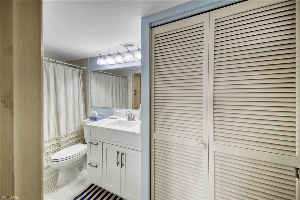3 Bluebill Ave, Unit 808, Naples, FL 34108 Photo
