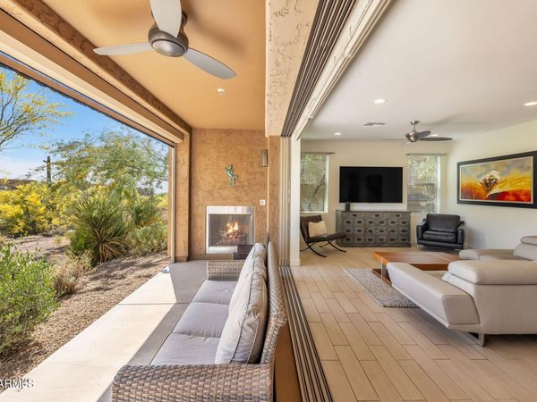 10260 E WHITE FEATHER Lane, Unit 1041, Scottsdale, AZ 85262