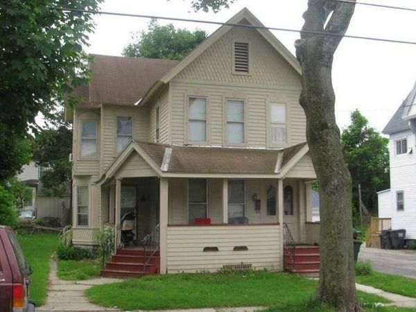 30 2nd Avenue, Gloversville, NY 12078