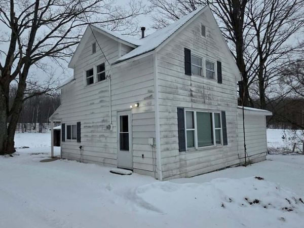 1391 W M-72 Highway, Barton City, MI 48705