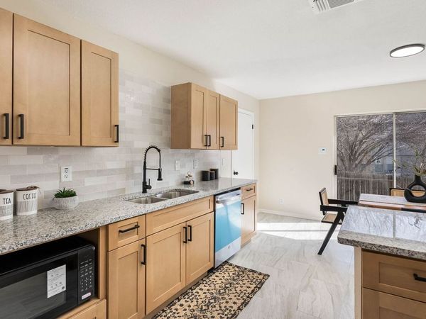 8255 Brisbane, Converse, TX 78109