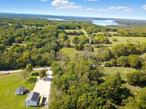 638 N Dade 181 , Greenfield, MO 65661