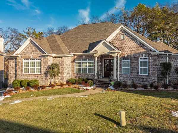 115 Galway Lk S, Hendersonville, TN 37075