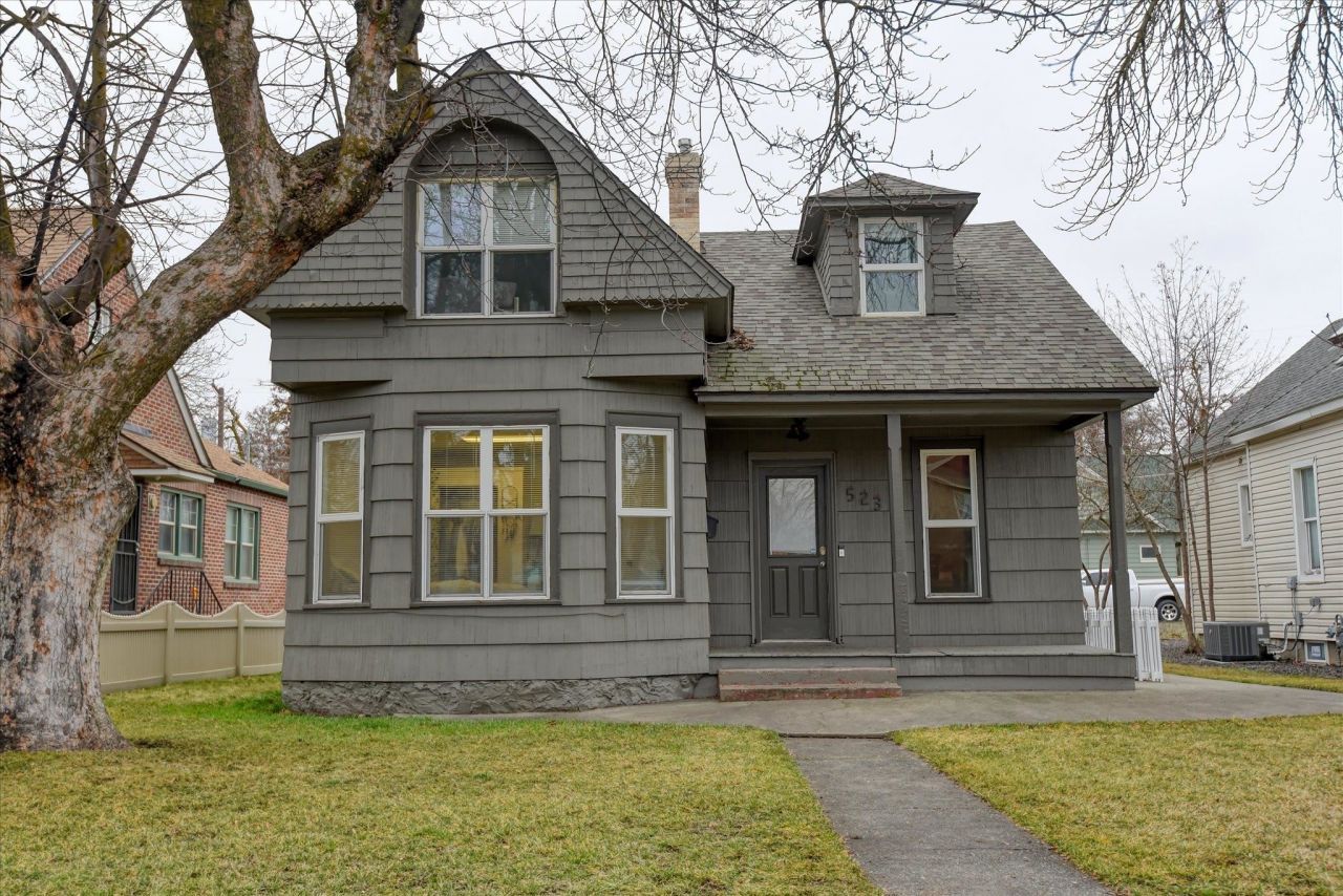 523 E Indiana Ave, Spokane, WA 99207 Main Photo