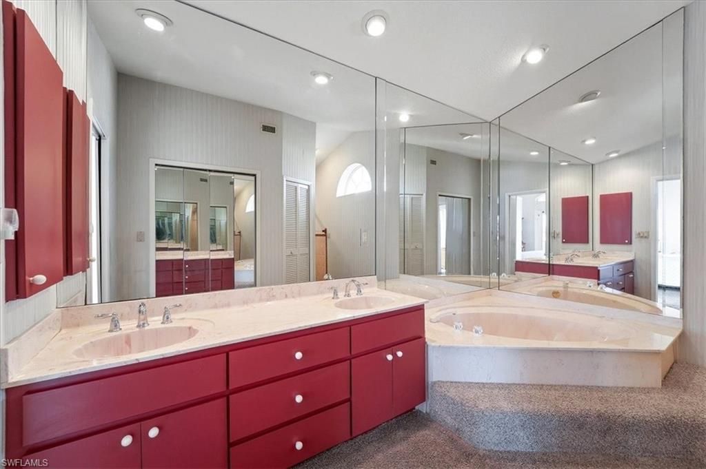 1120 SE 1st Ter, Cape Coral, FL 33990 Photo