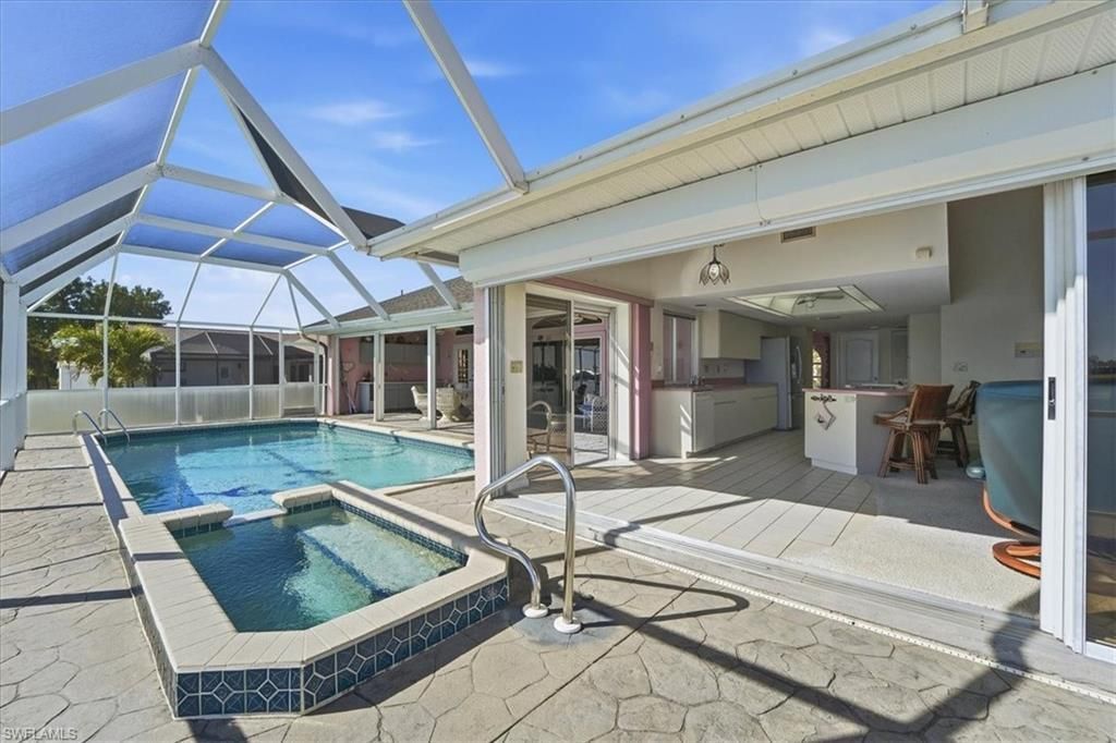 1120 SE 1st Ter, Cape Coral, FL 33990 Photo