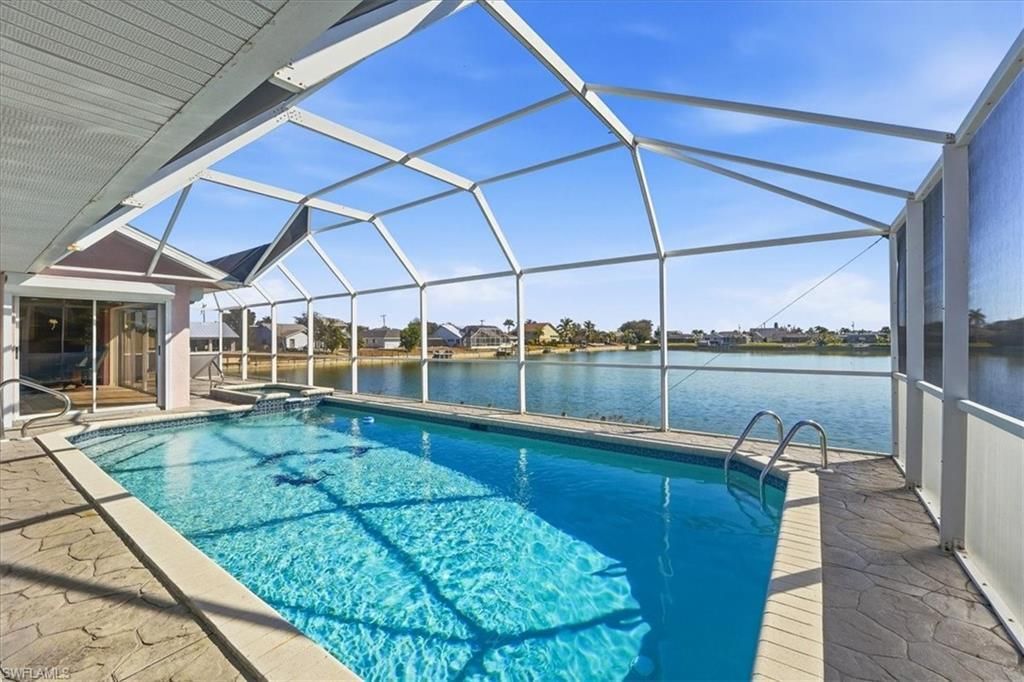 1120 SE 1st Ter, Cape Coral, FL 33990 Photo