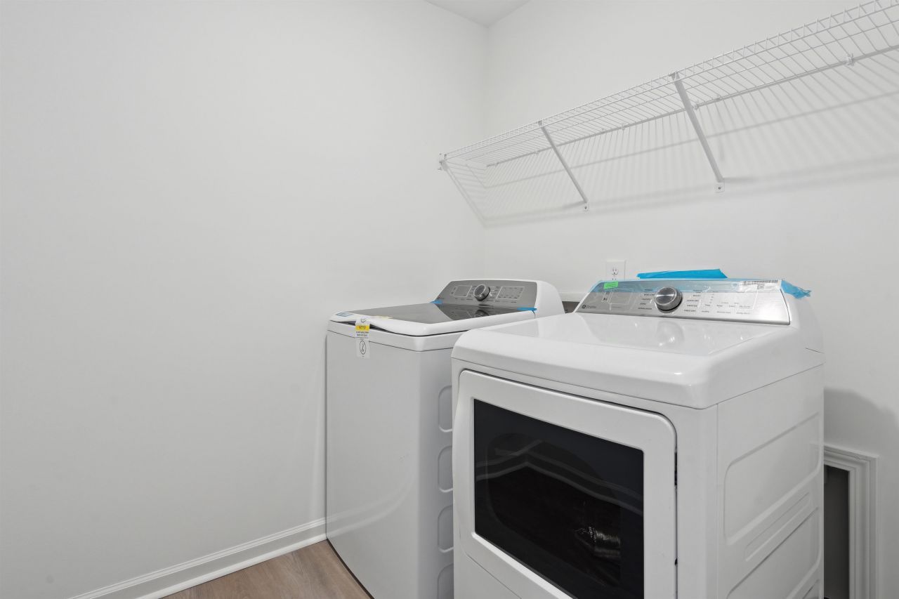 340 Cowry Ct Photo 21