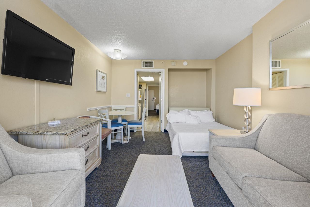 201 77th Ave. N Photo 21