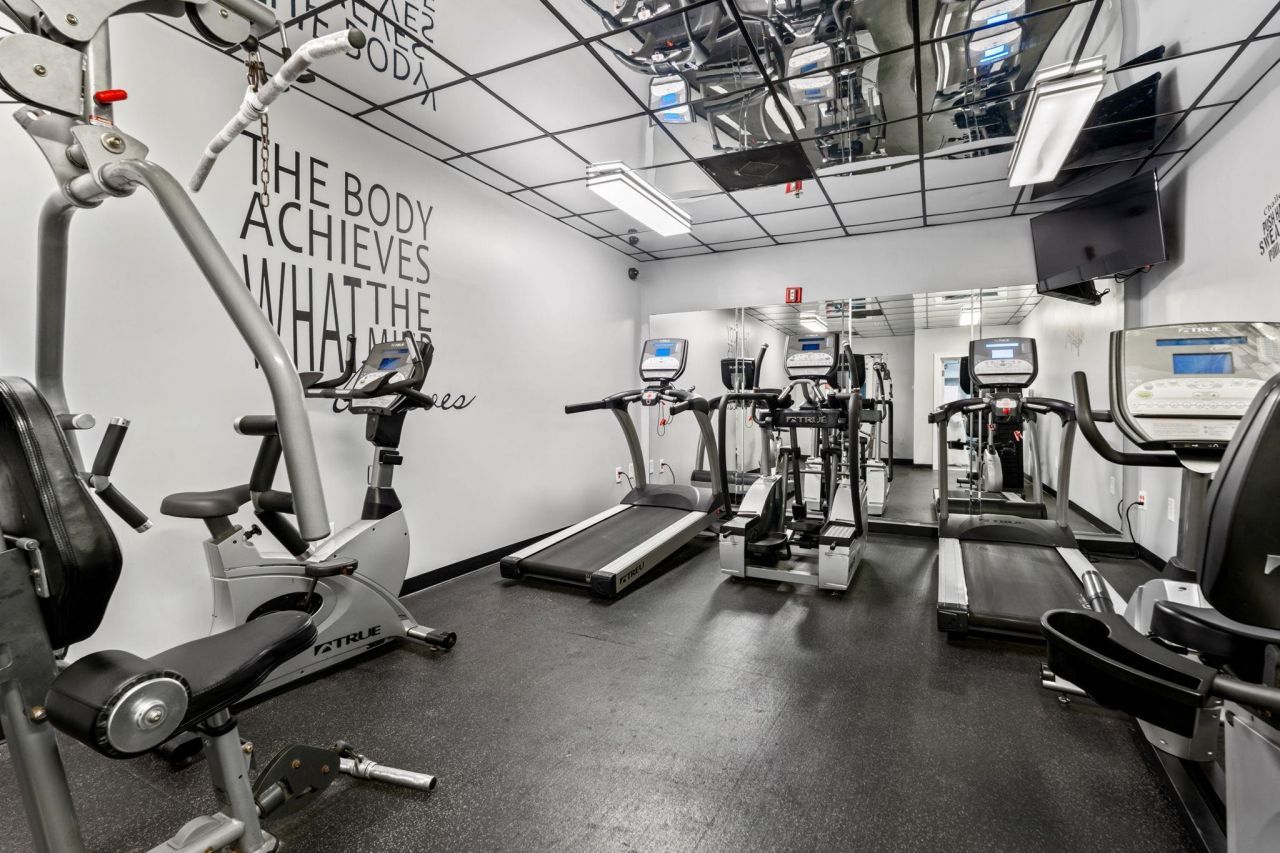 201 77th Ave. N Photo 38