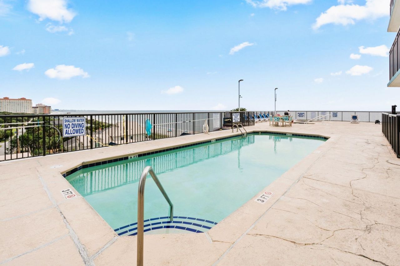 201 77th Ave. N Photo 41