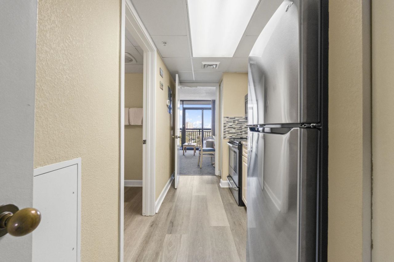 201 77th Ave. N Photo 7