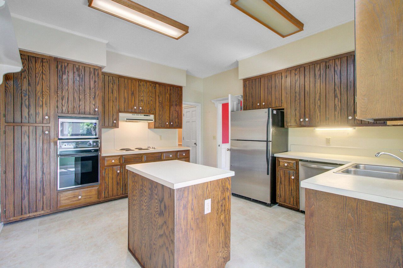 408 Country Club Boulevard Photo 13