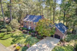 408 Country Club Boulevard photo 4