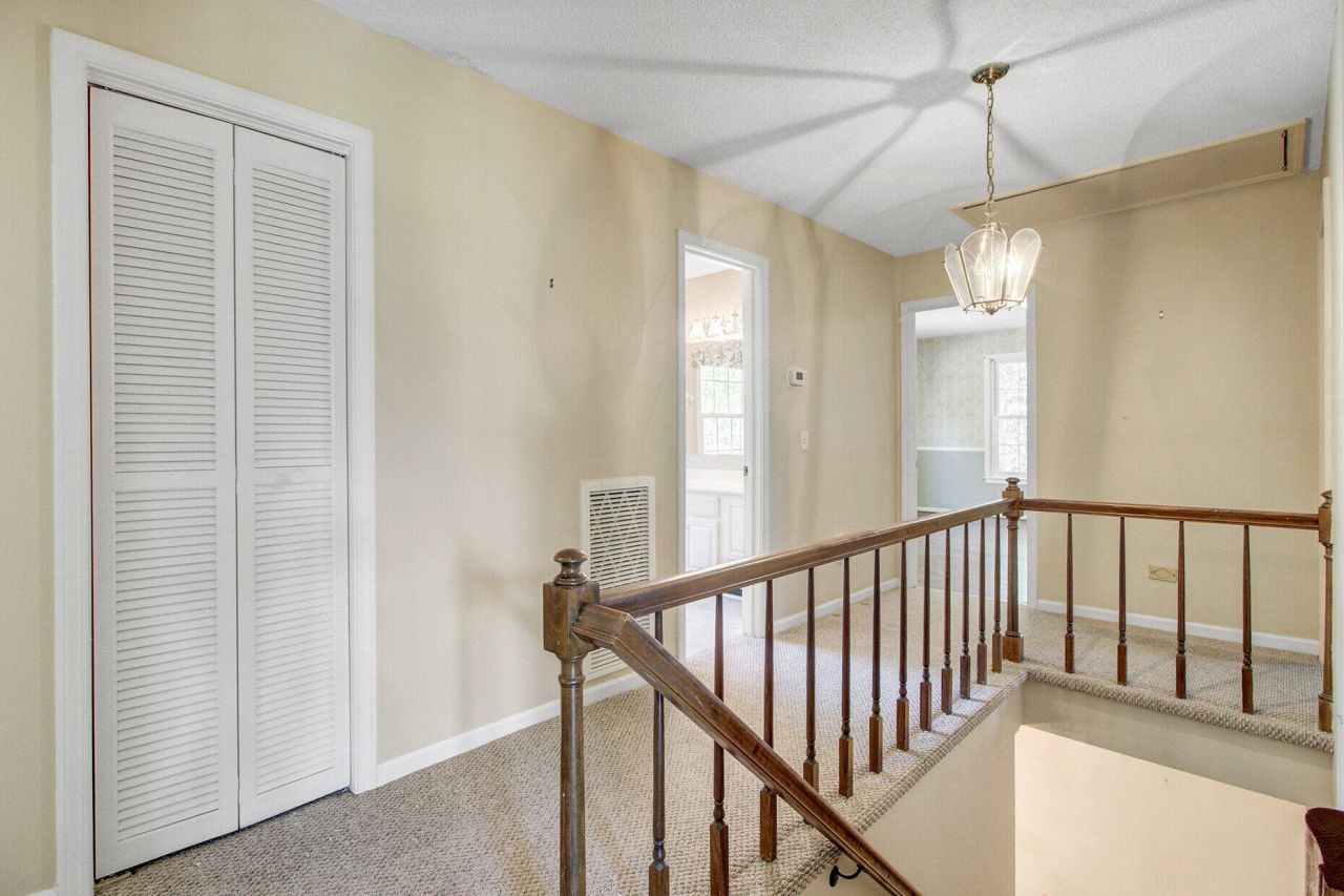 408 Country Club Boulevard Photo 23