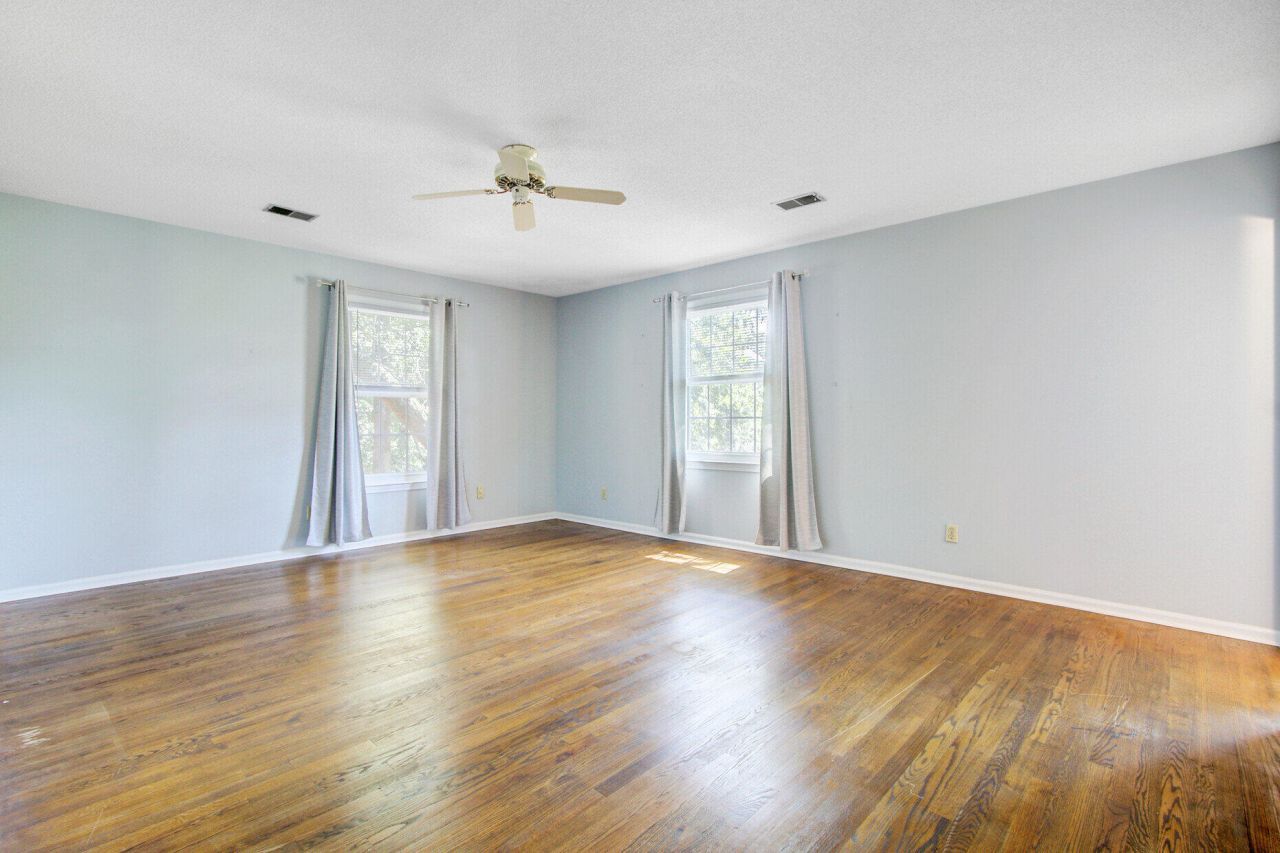 408 Country Club Boulevard Photo 24