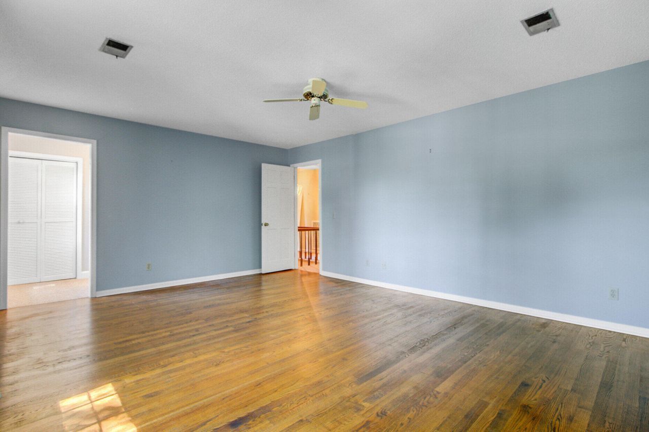 408 Country Club Boulevard Photo 25