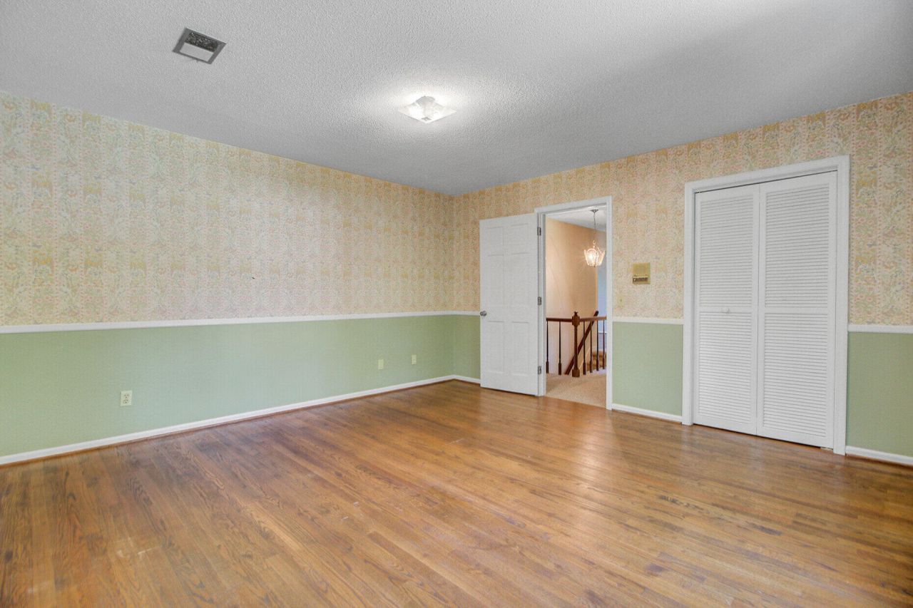 408 Country Club Boulevard Photo 29