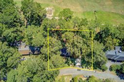 408 Country Club Boulevard photo 4