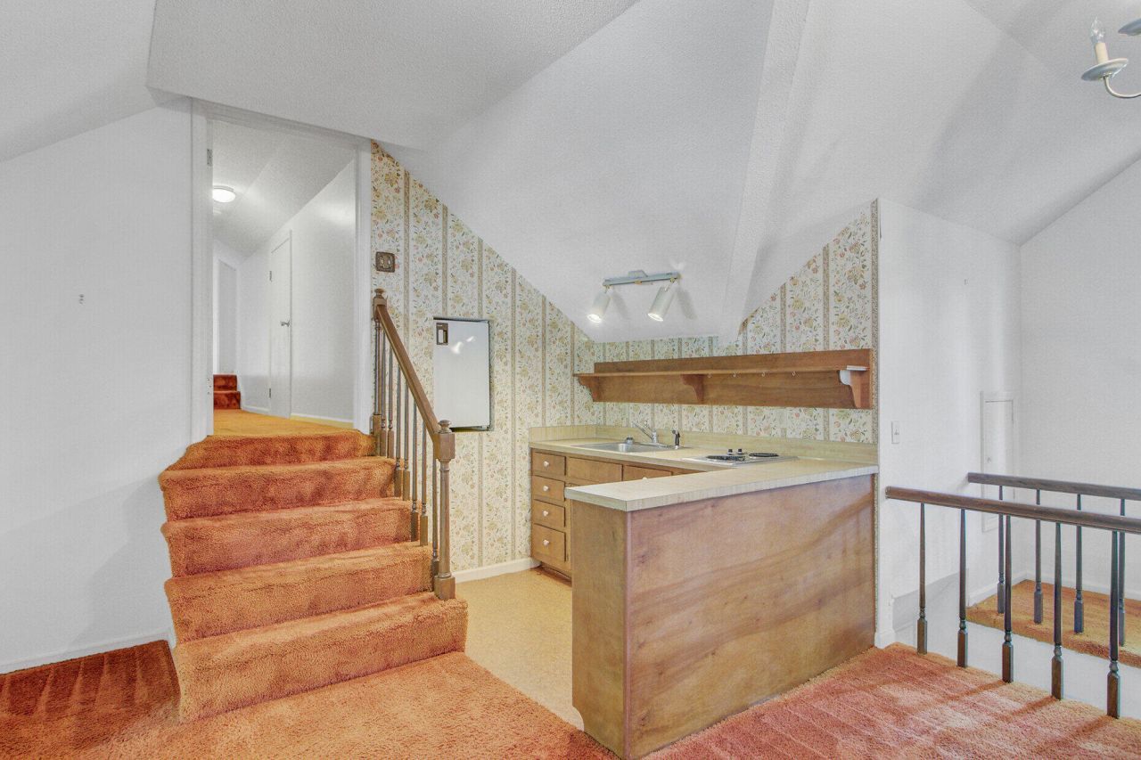 408 Country Club Boulevard Photo 36