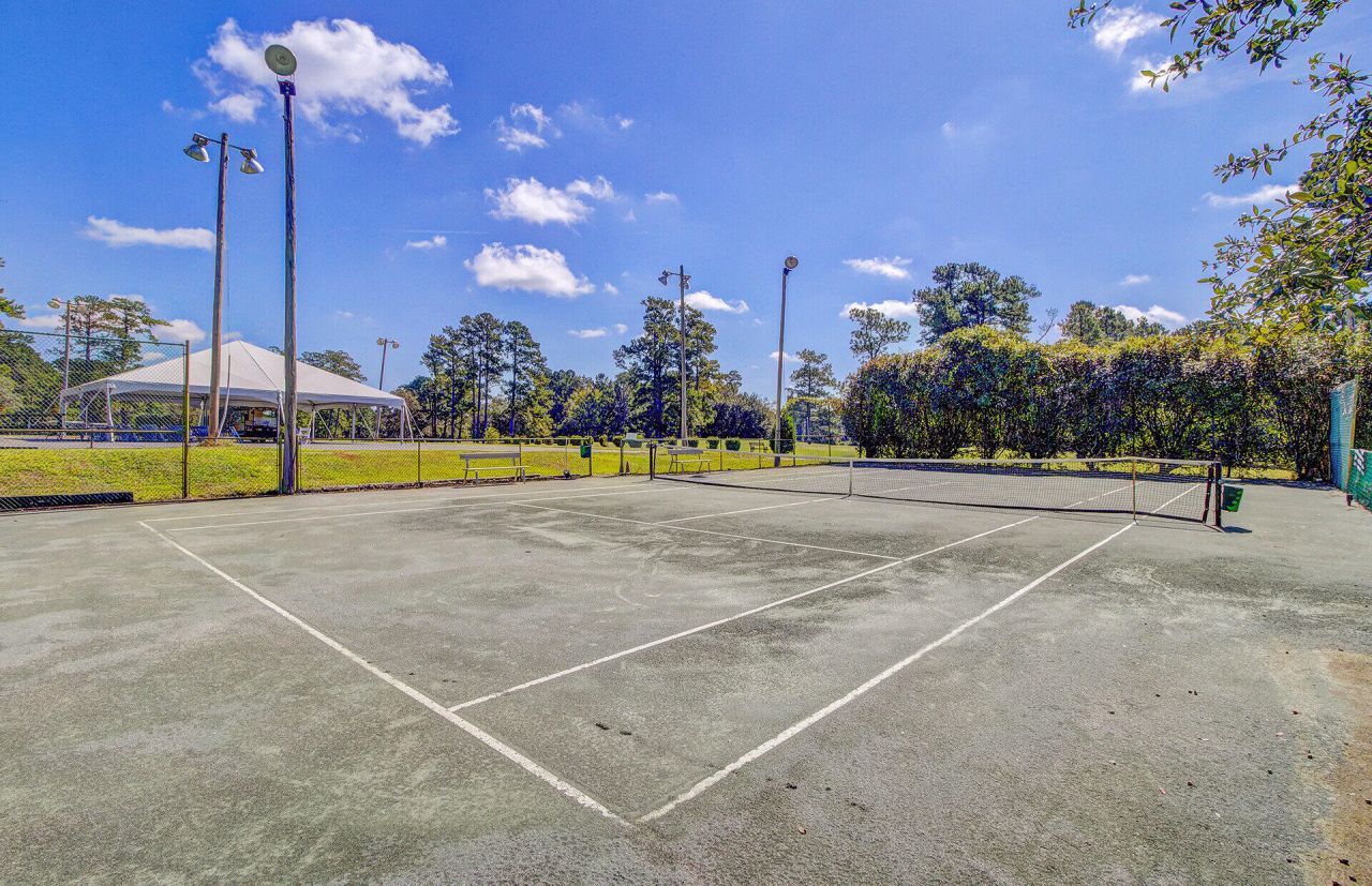 408 Country Club Boulevard Photo 52