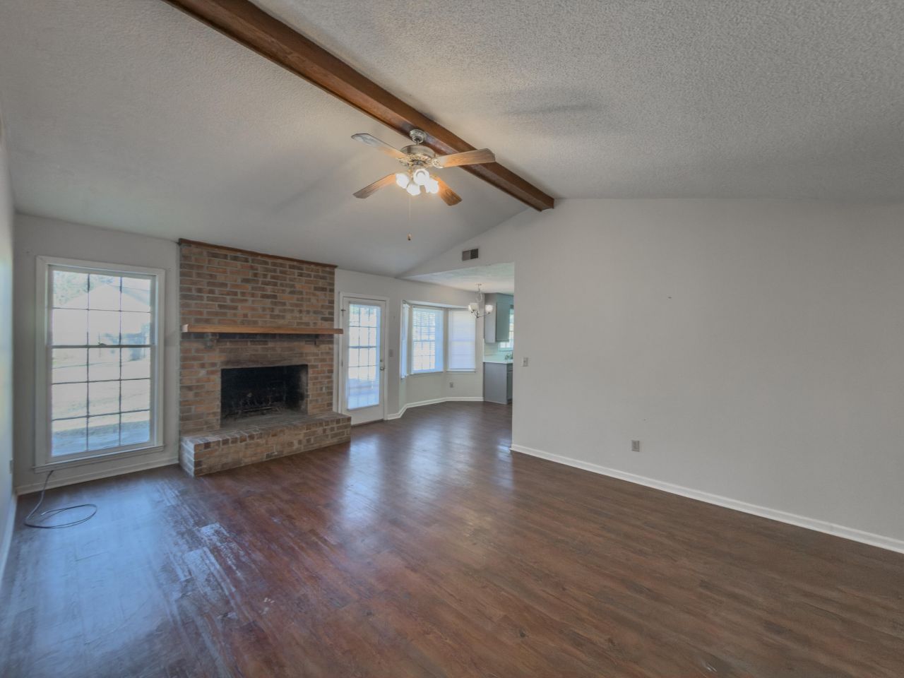 103 Chickasaw Court Photo 4