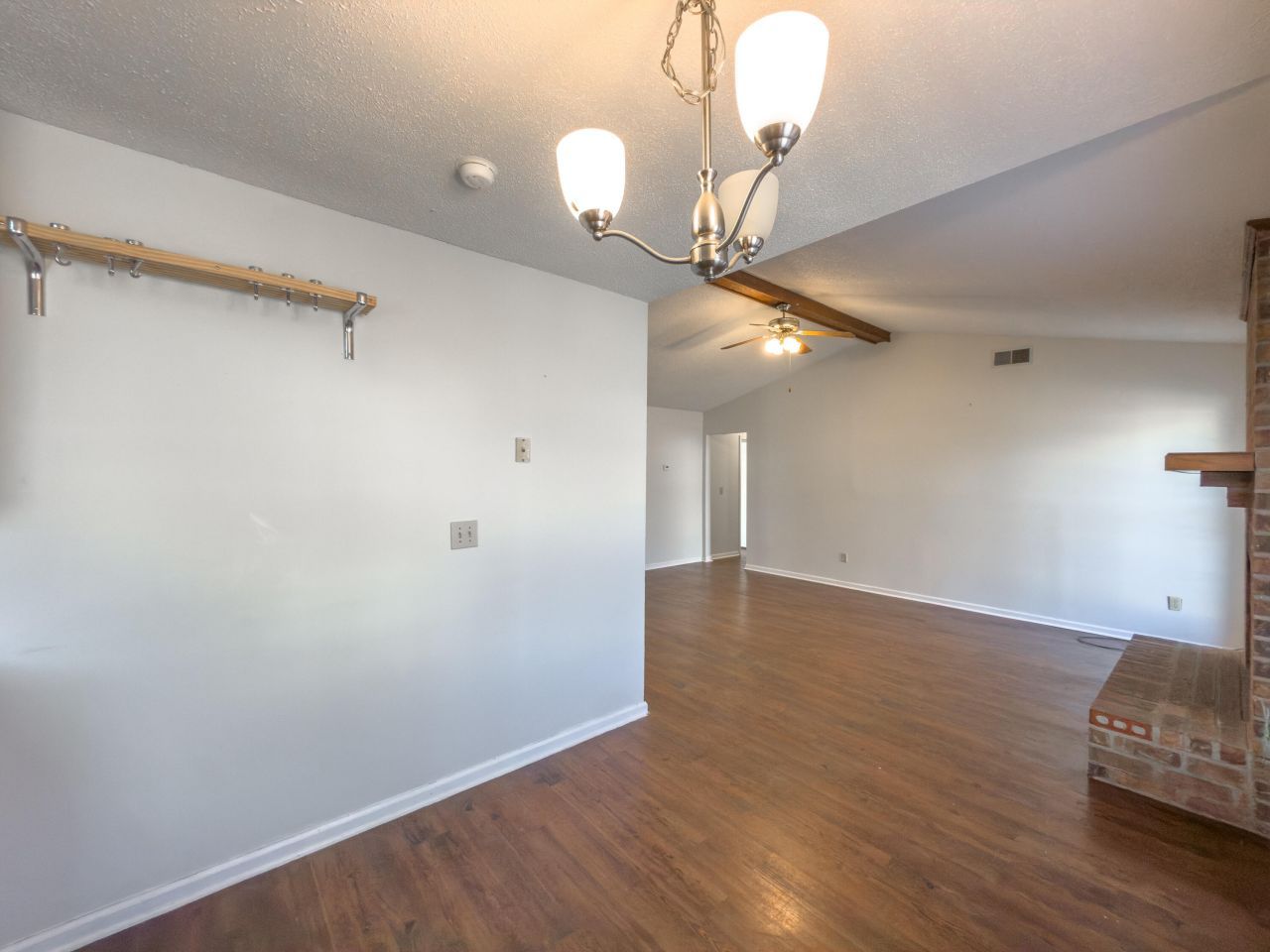 103 Chickasaw Court Photo 8