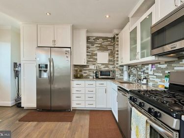 1300 S ARLINGTON RIDGE ROAD, Unit 504, ARLINGTON, VA 22202