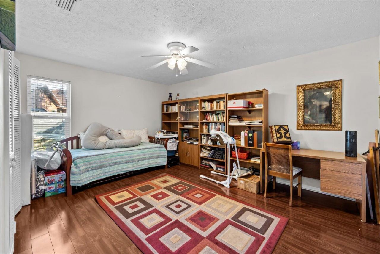 571 NE Town Terrace, Jensen Beach, FL 34957 Photo