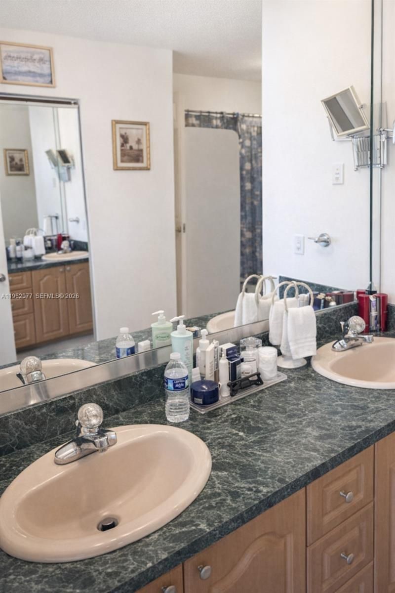 12516 SW 9th Ter, Unit 2, Miami, FL 33184 Photo