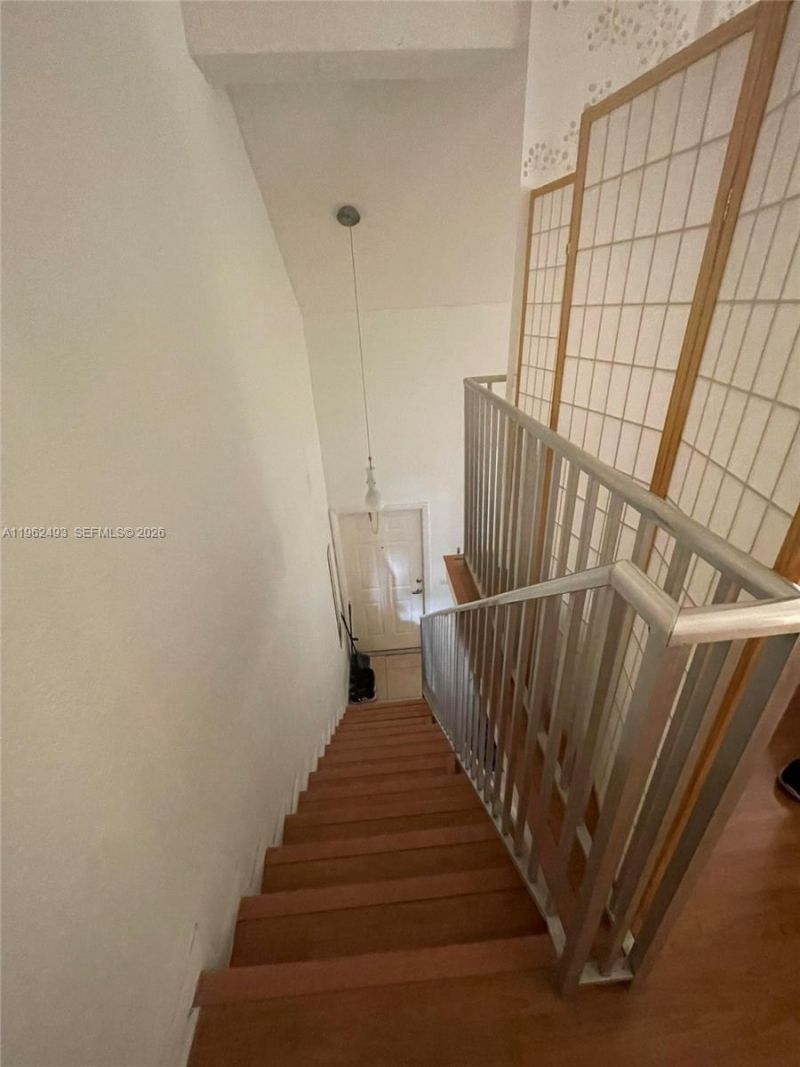 8950 SW 69th Ct, Unit 215, Pinecrest, FL 33156 Photo