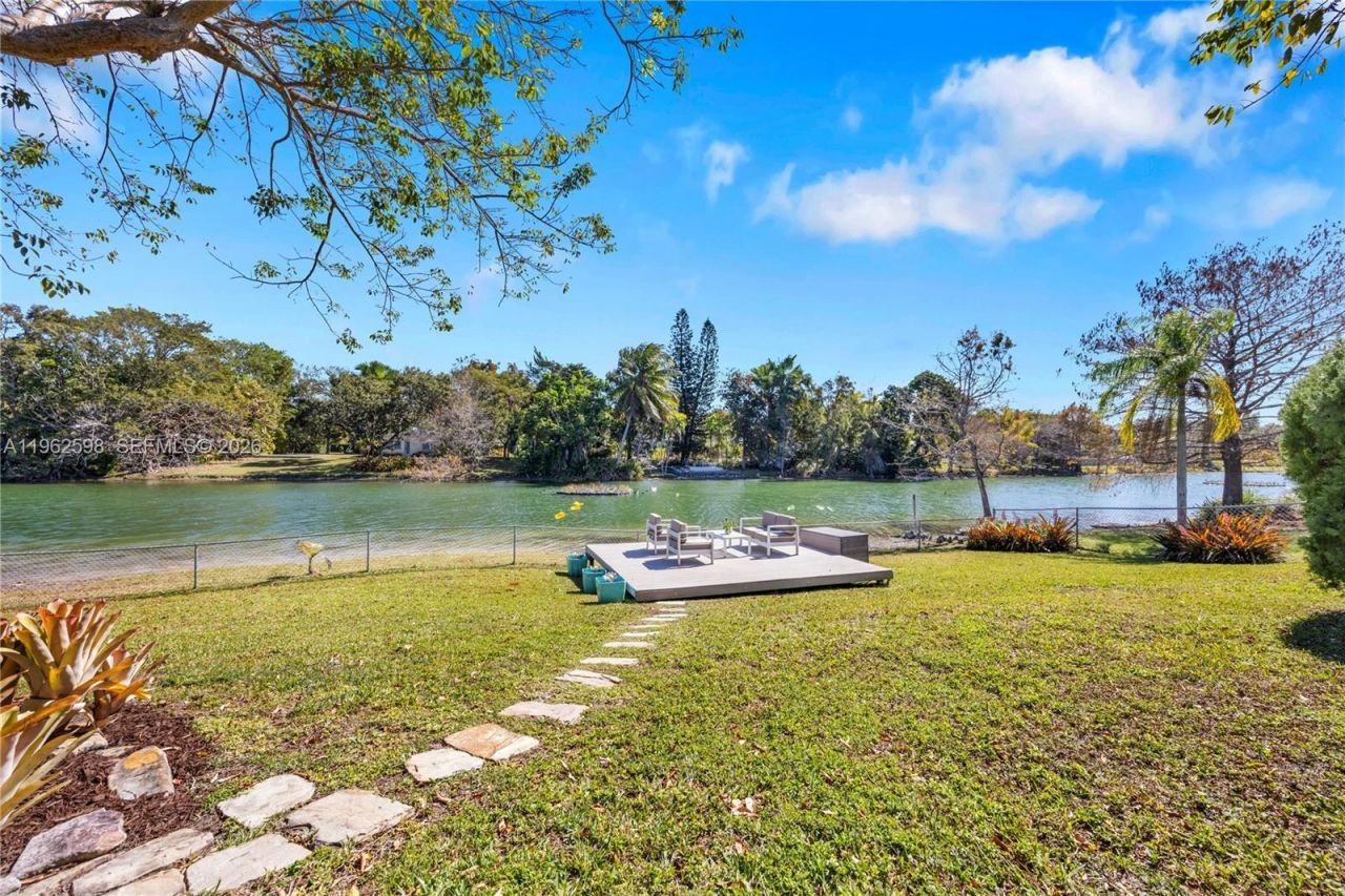 11625 SW 70th Ave, Pinecrest, FL 33156 Photo