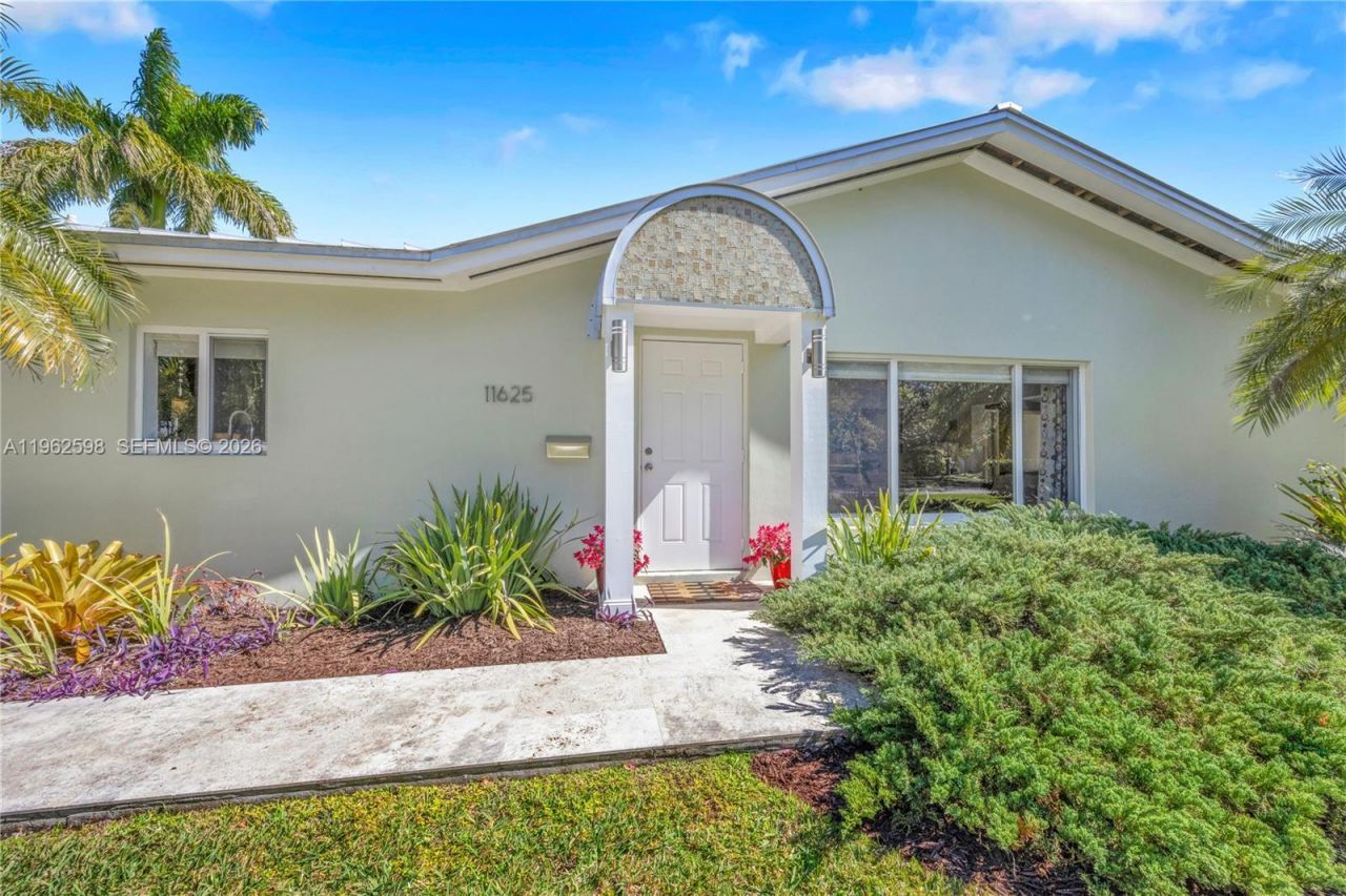 11625 SW 70th Ave, Pinecrest, FL 33156 Photo