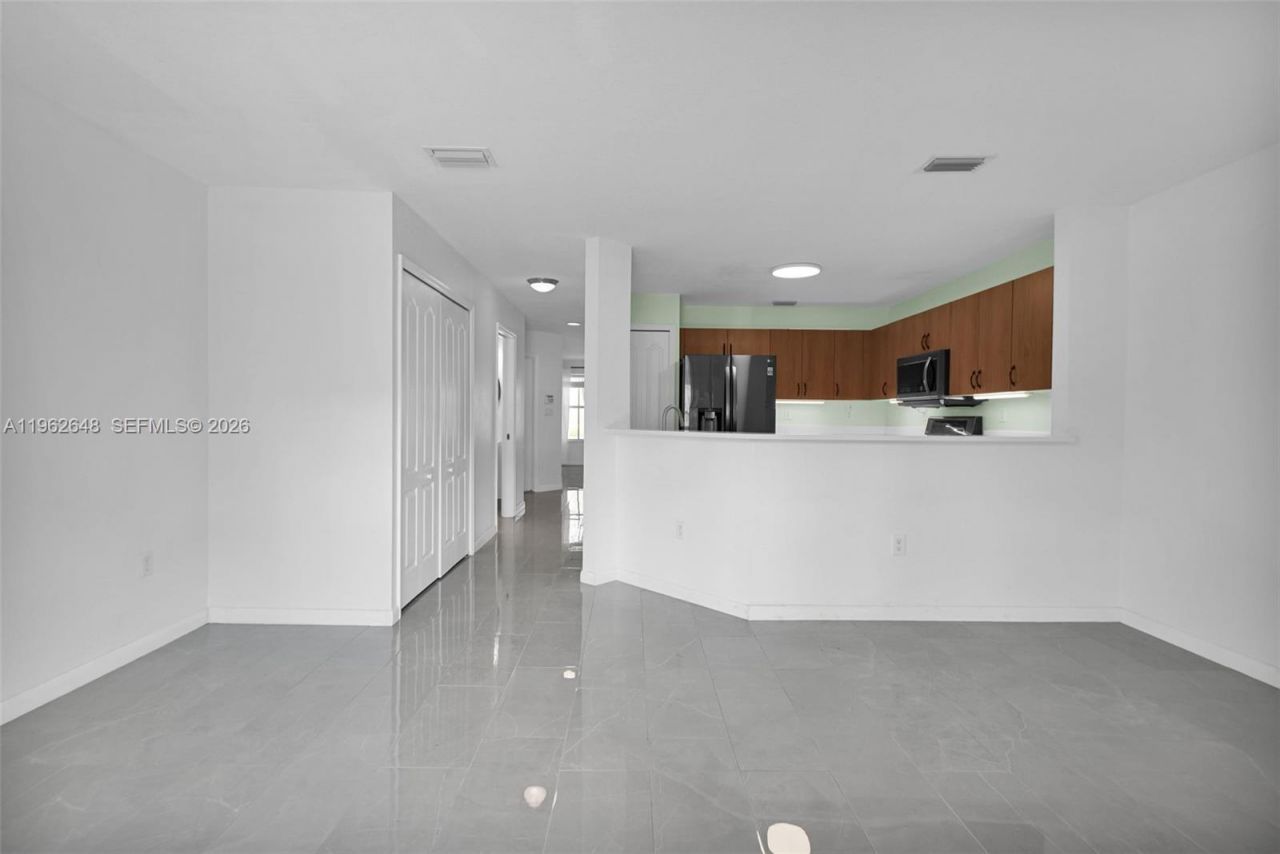 12832 SW 30th St, Unit 118, Miramar, FL 33027 Photo