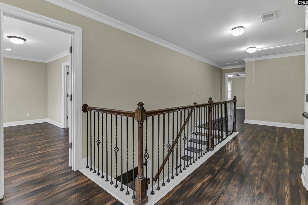 6 Alumni Lane  Photo 32