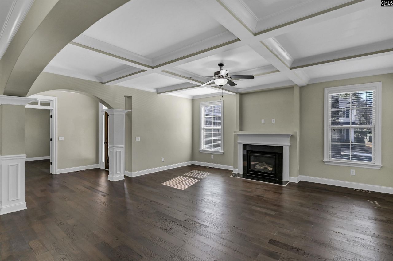 6 Alumni Lane  Photo 6