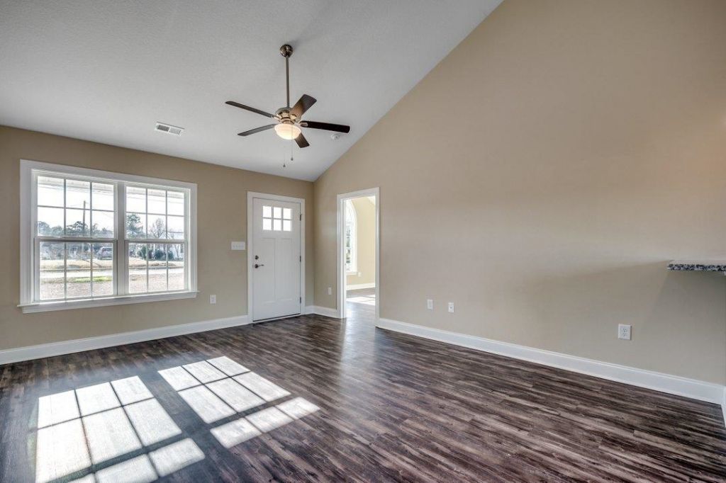 2536 Harvey Rd. Photo 10