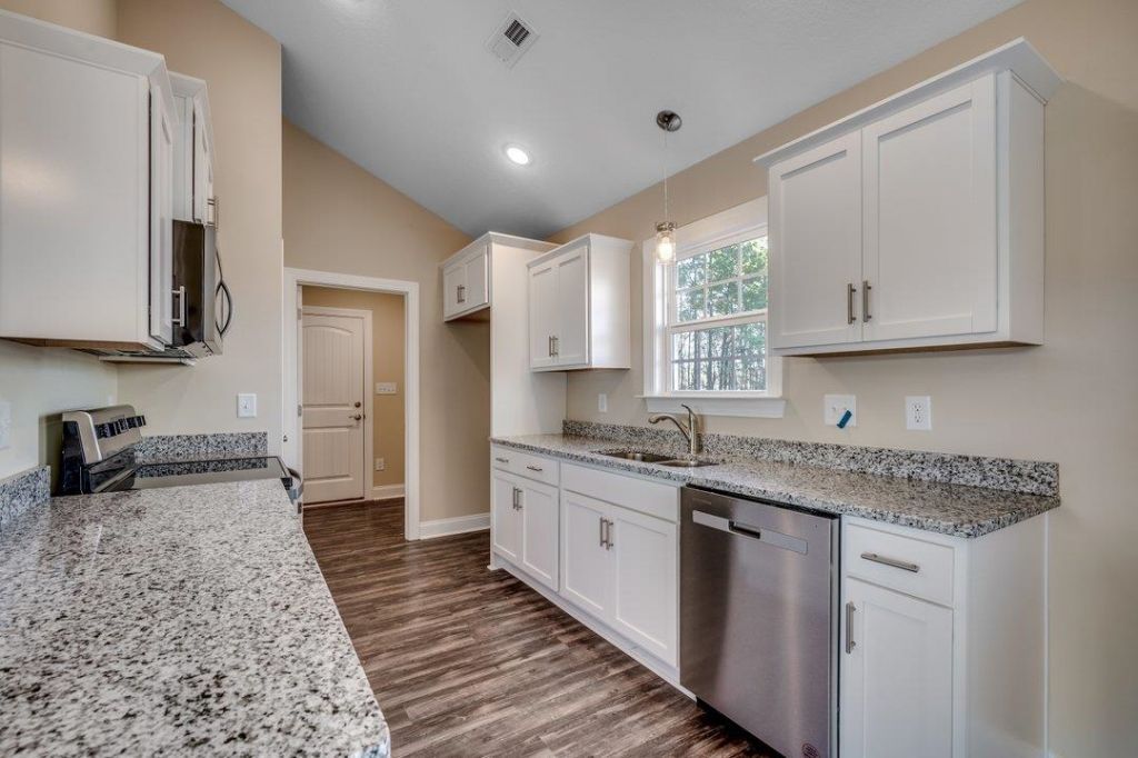 2536 Harvey Rd. Photo 13