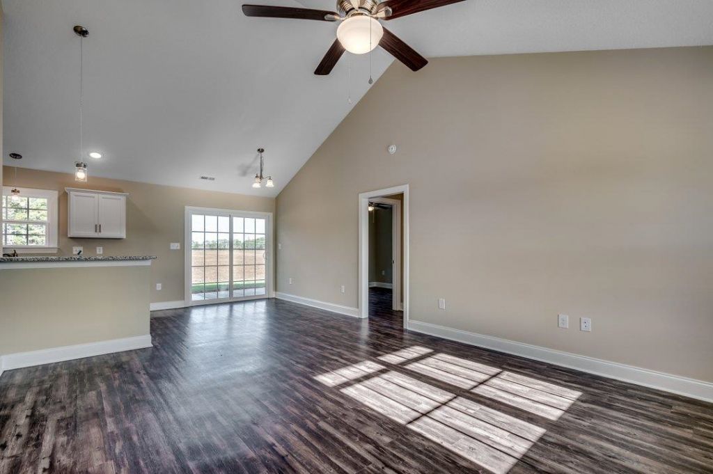 2536 Harvey Rd. Photo 8