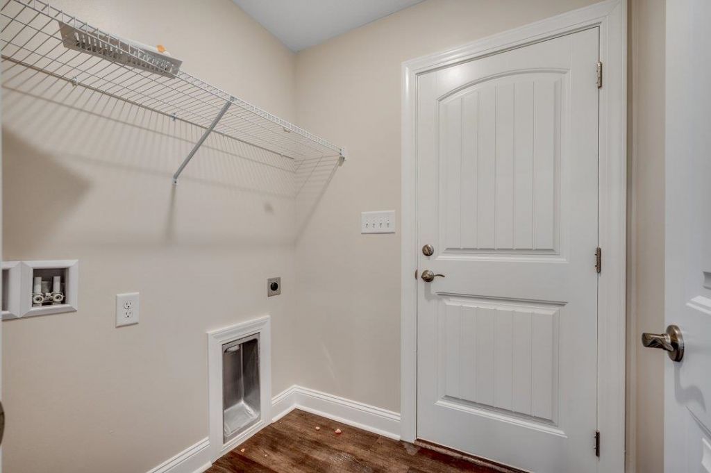 2532 Harvey Rd. Photo 9