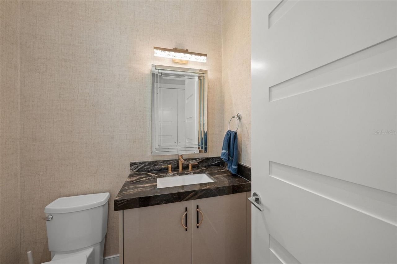 4050 Camino Real, Sarasota, FL 34231 Photo