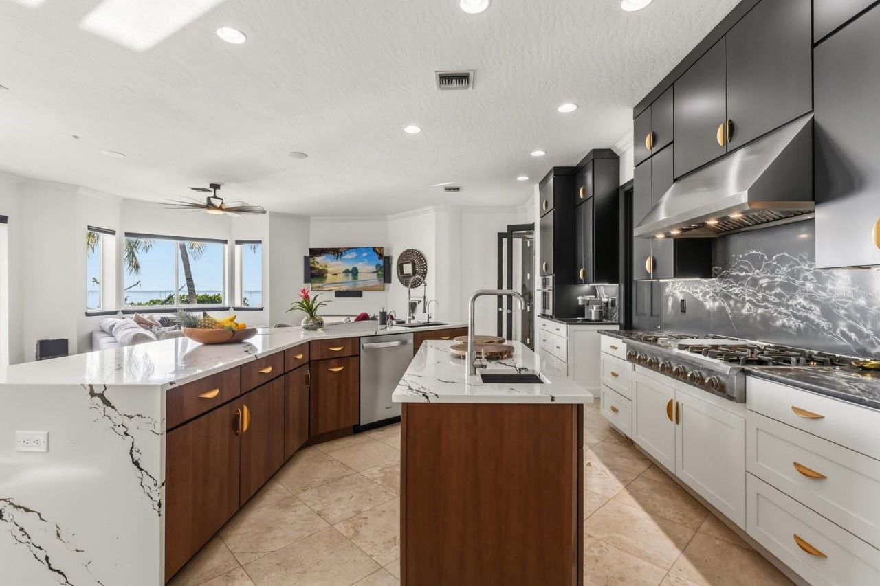 2 River Falls Dr, Cocoa Beach, FL 32931 Photo