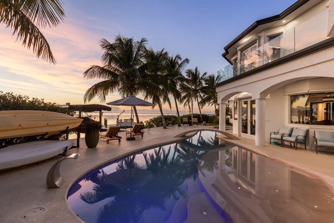 2 River Falls Dr, Cocoa Beach, FL 32931 Photo