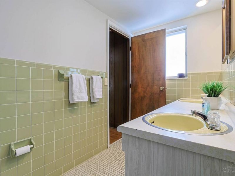 2530 Falconbridge Drive, Cincinnati, OH 45238 Photo 25