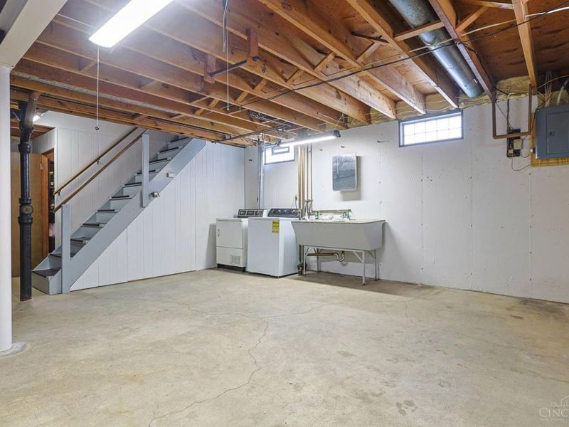 2530 Falconbridge Drive, Cincinnati, OH 45238 Photo 32