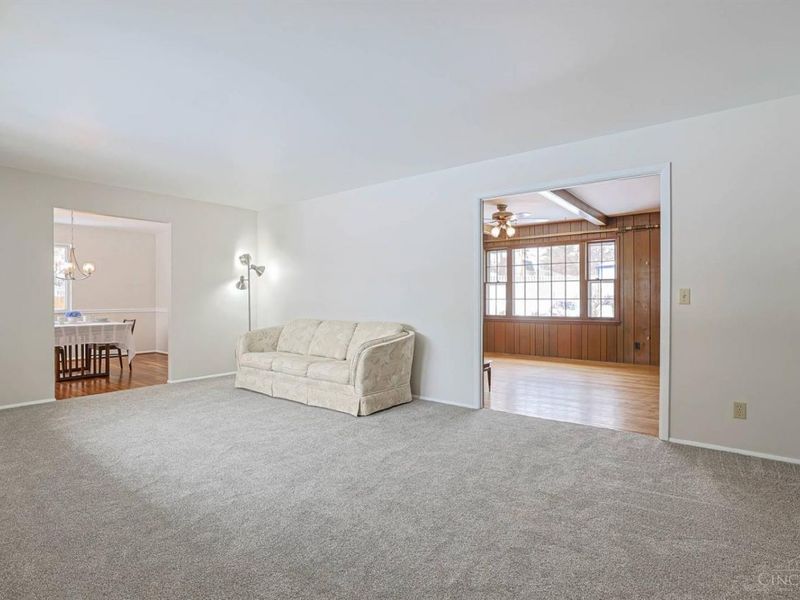 2530 Falconbridge Drive, Cincinnati, OH 45238 Photo 8