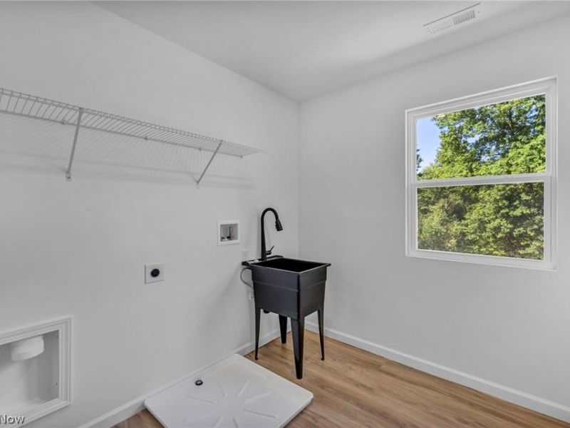 7602 Hickory, Oakwood Village, OH 44146 Photo 21