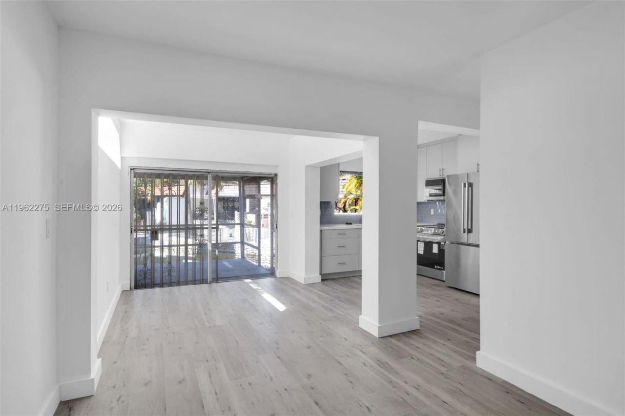 7412 Big Cypress Dr, Miami Lakes, FL 33014 Photo