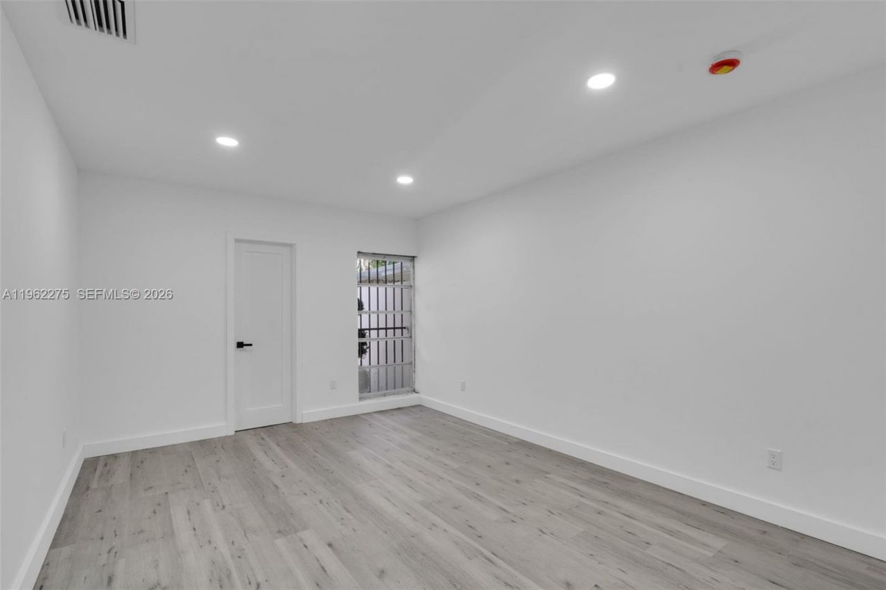 7412 Big Cypress Dr, Miami Lakes, FL 33014 Photo