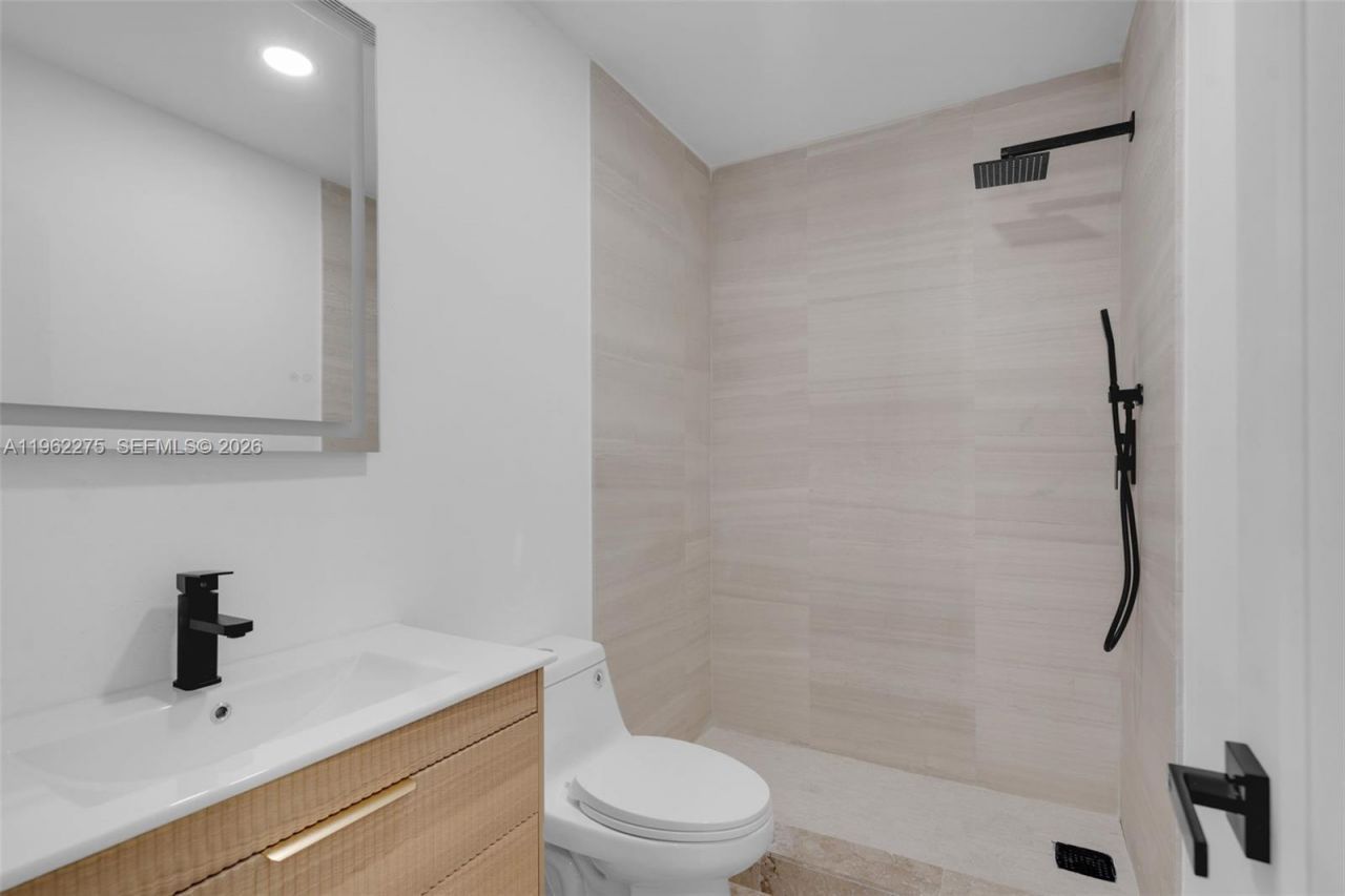 7412 Big Cypress Dr, Miami Lakes, FL 33014 Photo